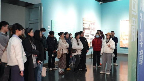 人文艺旅启新程 三院联合观展促文化交流，共赏“百青艺象·时代华章”